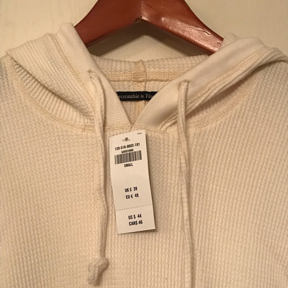 Brand new Abercrombie & Fitch waffle hoodie - Picture 3 of 8